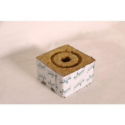 37130 37130 begrow pestebni kostka 100 x 100 x 65 mm s malou dirou 1 ks